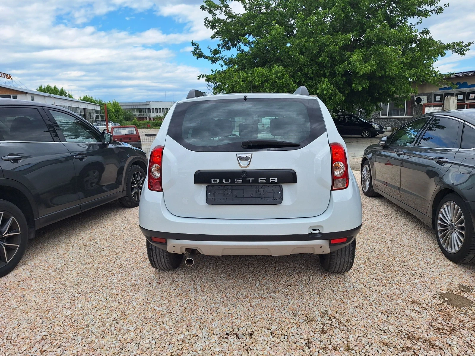 Dacia Duster 1.6i* Бензин+ Газ*  - изображение 4