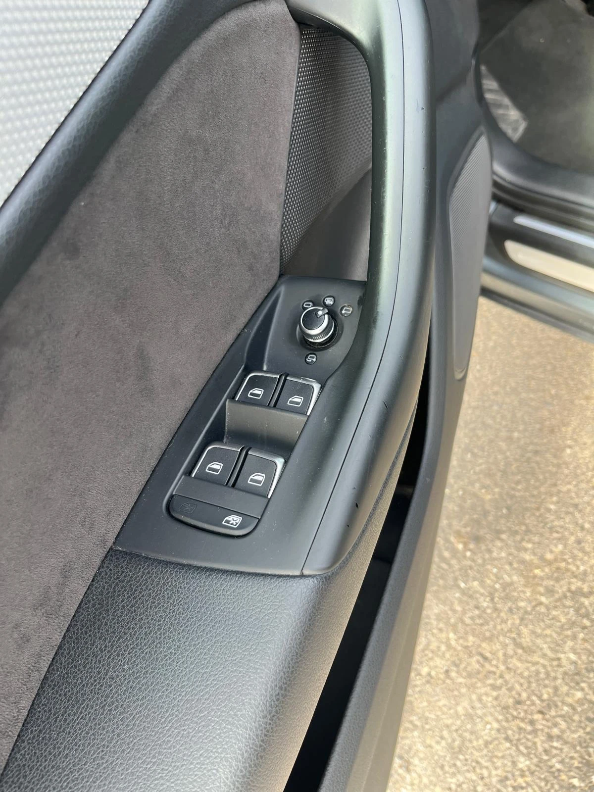 Audi Q3 2.0 TFSI, снимка 8 - Автомобили и джипове - 54044730