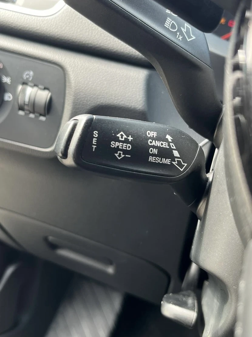 Audi Q3 2.0 TFSI, снимка 6 - Автомобили и джипове - 54044730