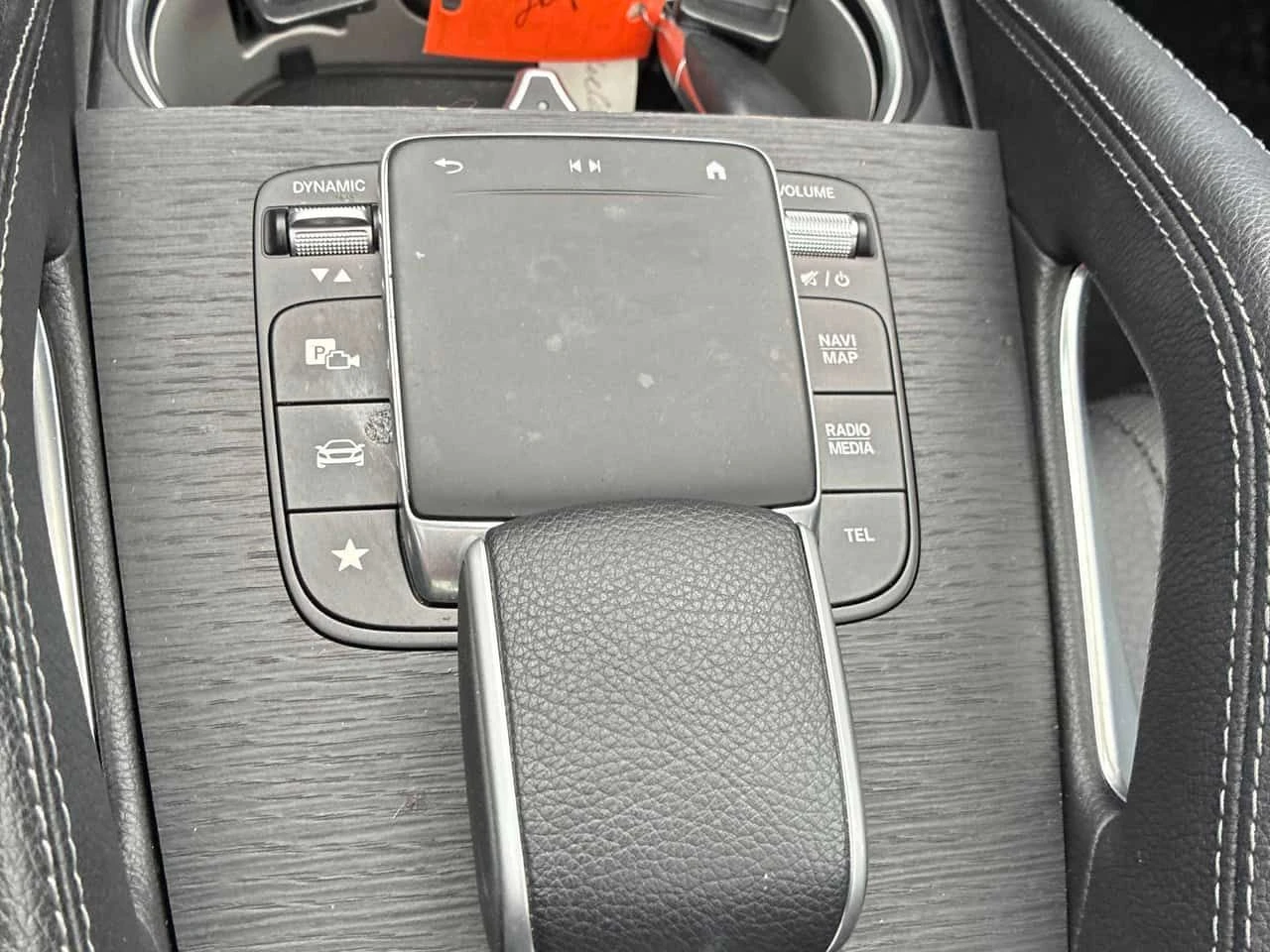 Mercedes-Benz GLE 450 * CARFAX * BURMESTER * ОБДУХВАНЕ * 360, снимка 15 - Автомобили и джипове - 54085266