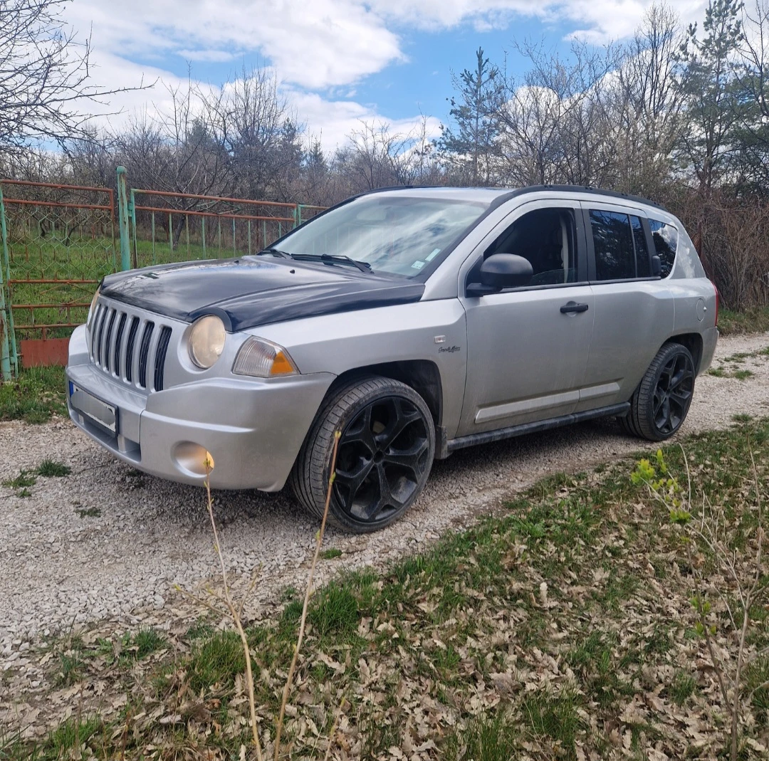 Jeep Compass 2.4i - GAZ