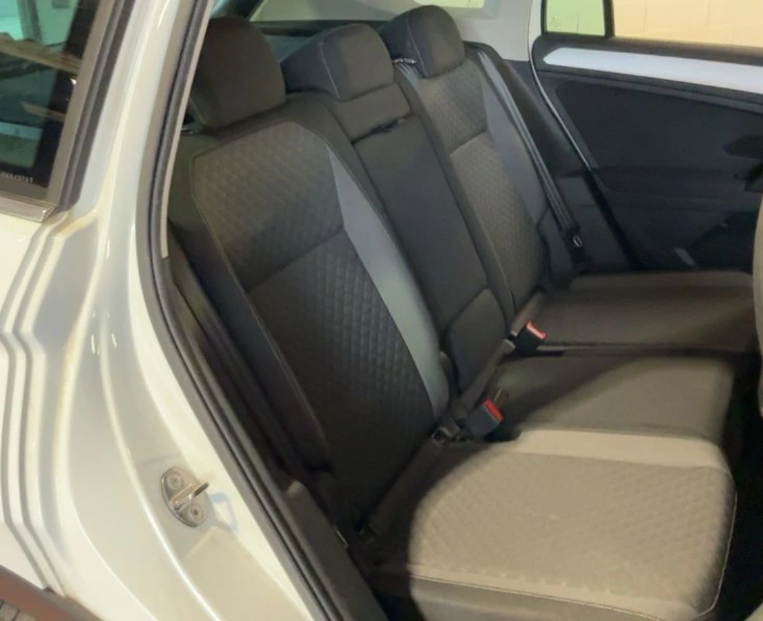 VW Tiguan 2.0TDI/ОЧАКВАН ВНОС/, снимка 9 - Автомобили и джипове - 54682937