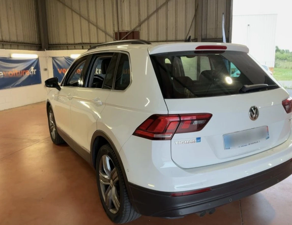 VW Tiguan 2.0TDI/ОЧАКВАН ВНОС/, снимка 4 - Автомобили и джипове - 54682937