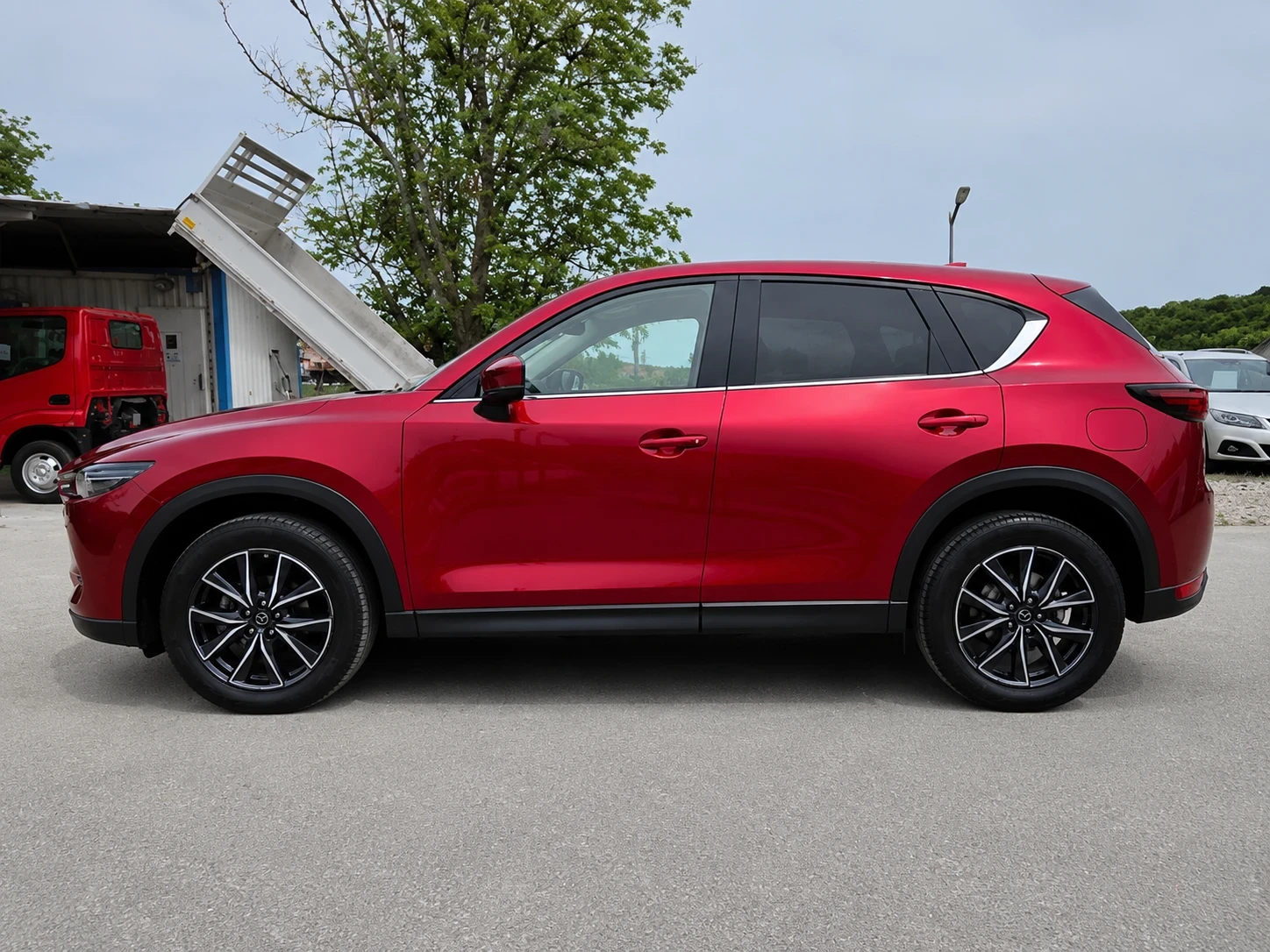 Mazda CX-5 2.5* SKYACTIV-G* 4x4* 360КАМЕРА* REVOLUTION, снимка 4 - Автомобили и джипове - 54717380