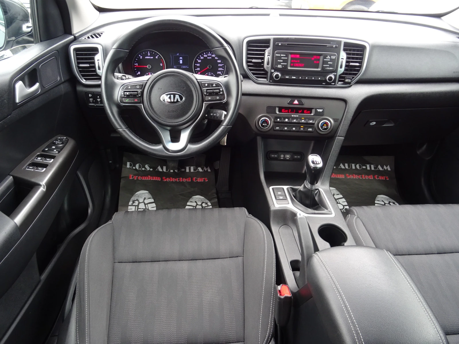 Kia Sportage 1.7crdi 2WD Cool, снимка 12 - Автомобили и джипове - 54778833