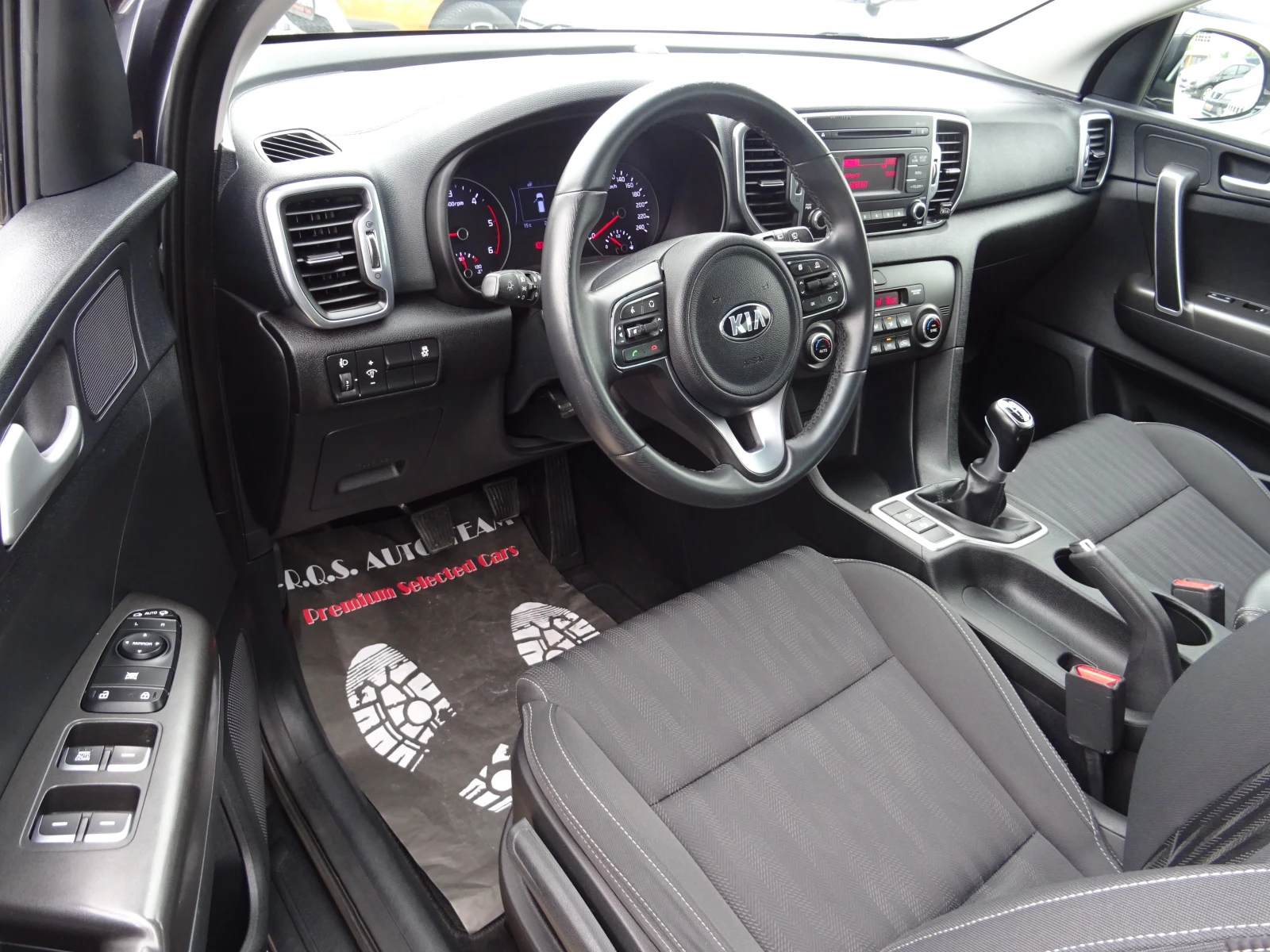 Kia Sportage 1.7crdi 2WD Cool, снимка 9 - Автомобили и джипове - 54778833