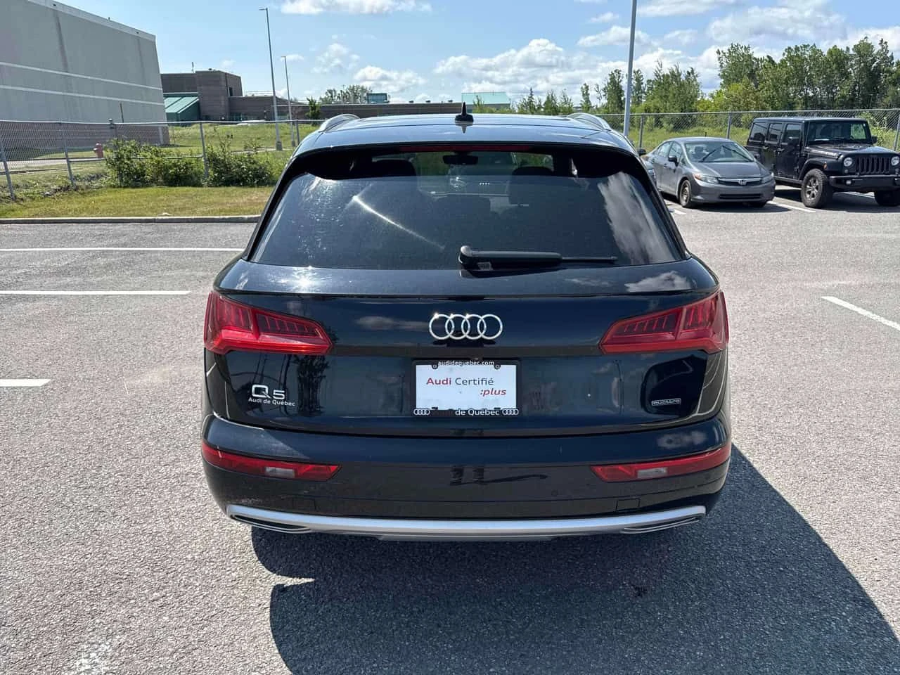 Audi Q5 Progressiv/CARFAX/ПОДГРЕВ/ПАНО/ПАМЕТ, снимка 5 - Автомобили и джипове - 55328070
