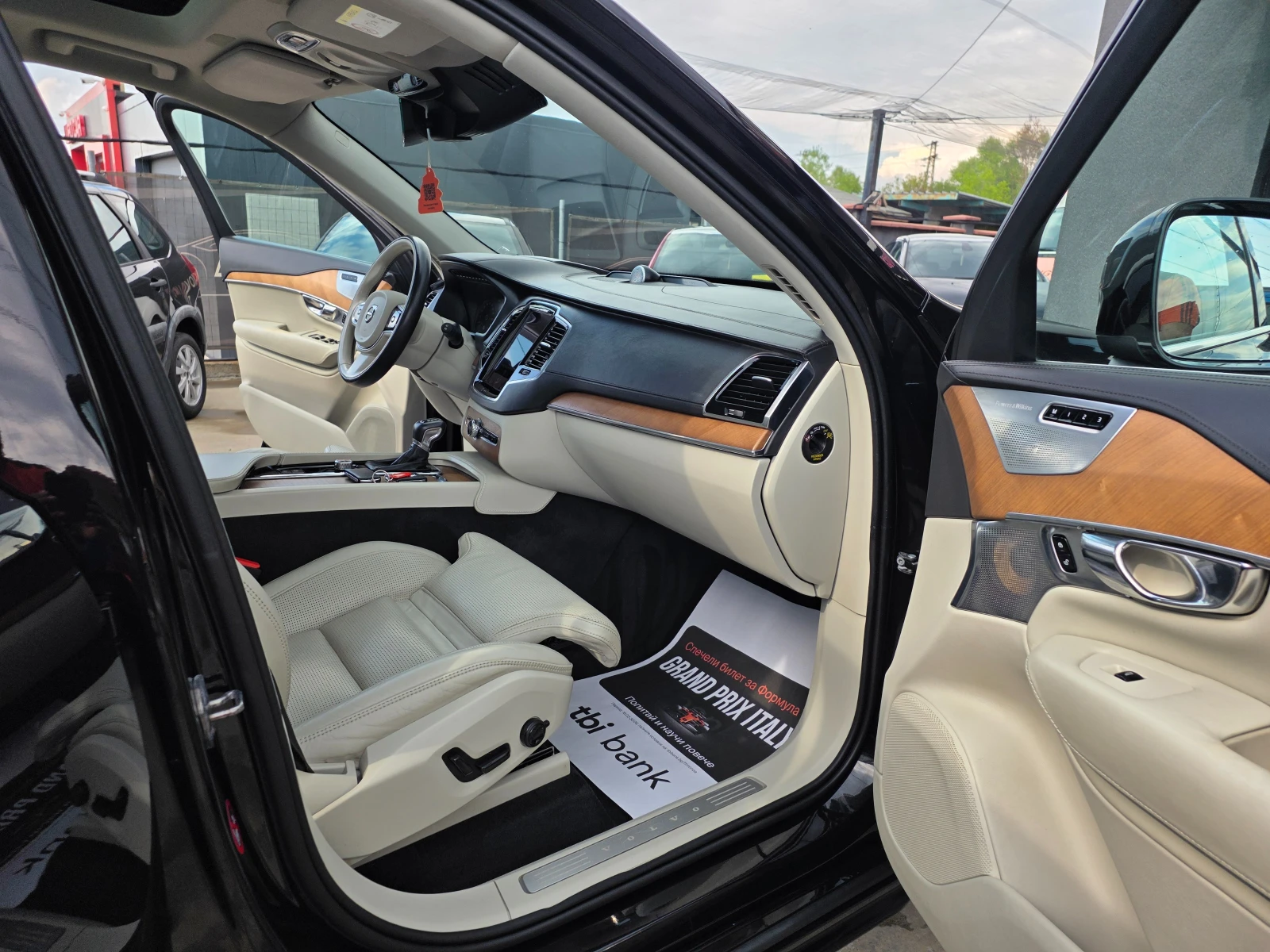 Volvo Xc90 D5 2.0-224к.с EURO 6 - АВТОМАТИК-4X4- ШВЕЙЦАРИЯ, снимка 14 - Автомобили и джипове - 55334960