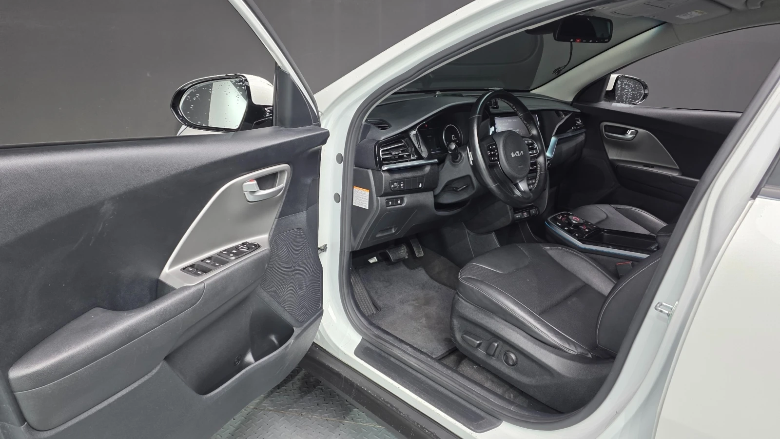 Kia Niro, снимка 5 - Автомобили и джипове - 56065096