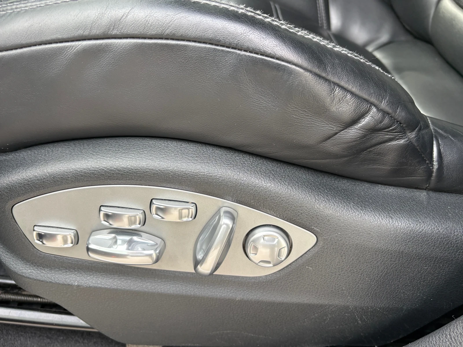 Porsche Cayenne 4.2Д, снимка 5 - Автомобили и джипове - 56465088