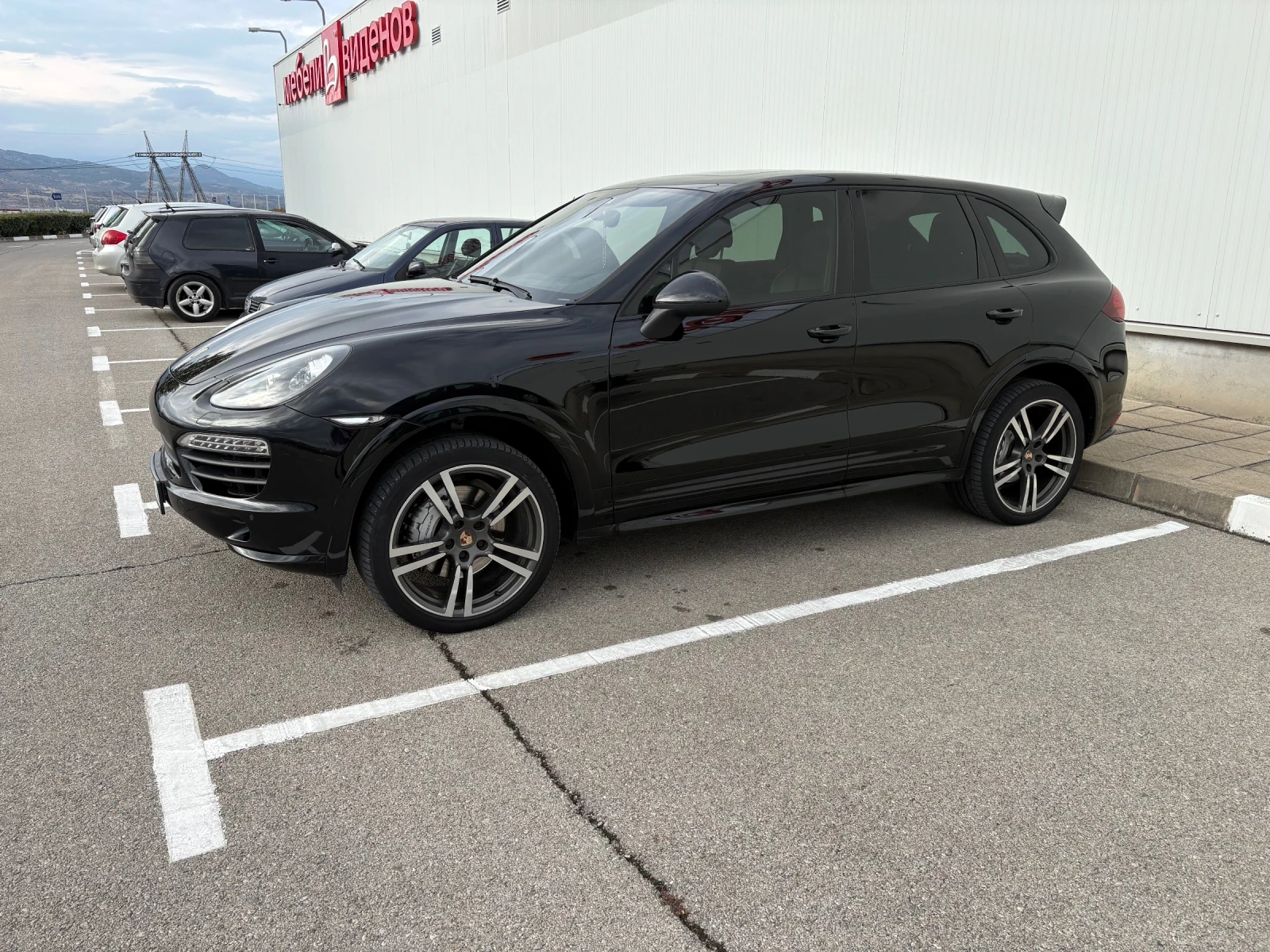 Porsche Cayenne 4.2Д, снимка 3 - Автомобили и джипове - 56465088