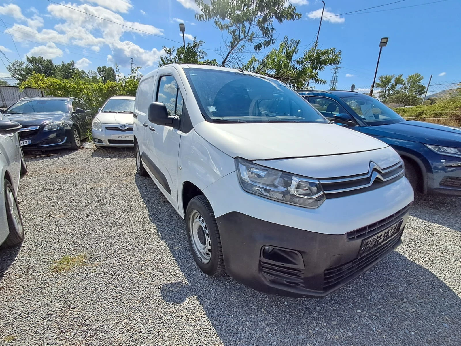 Citroen Berlingo 1.5  / 40 000 км, снимка 2 - Бусове и автобуси - 55412326
