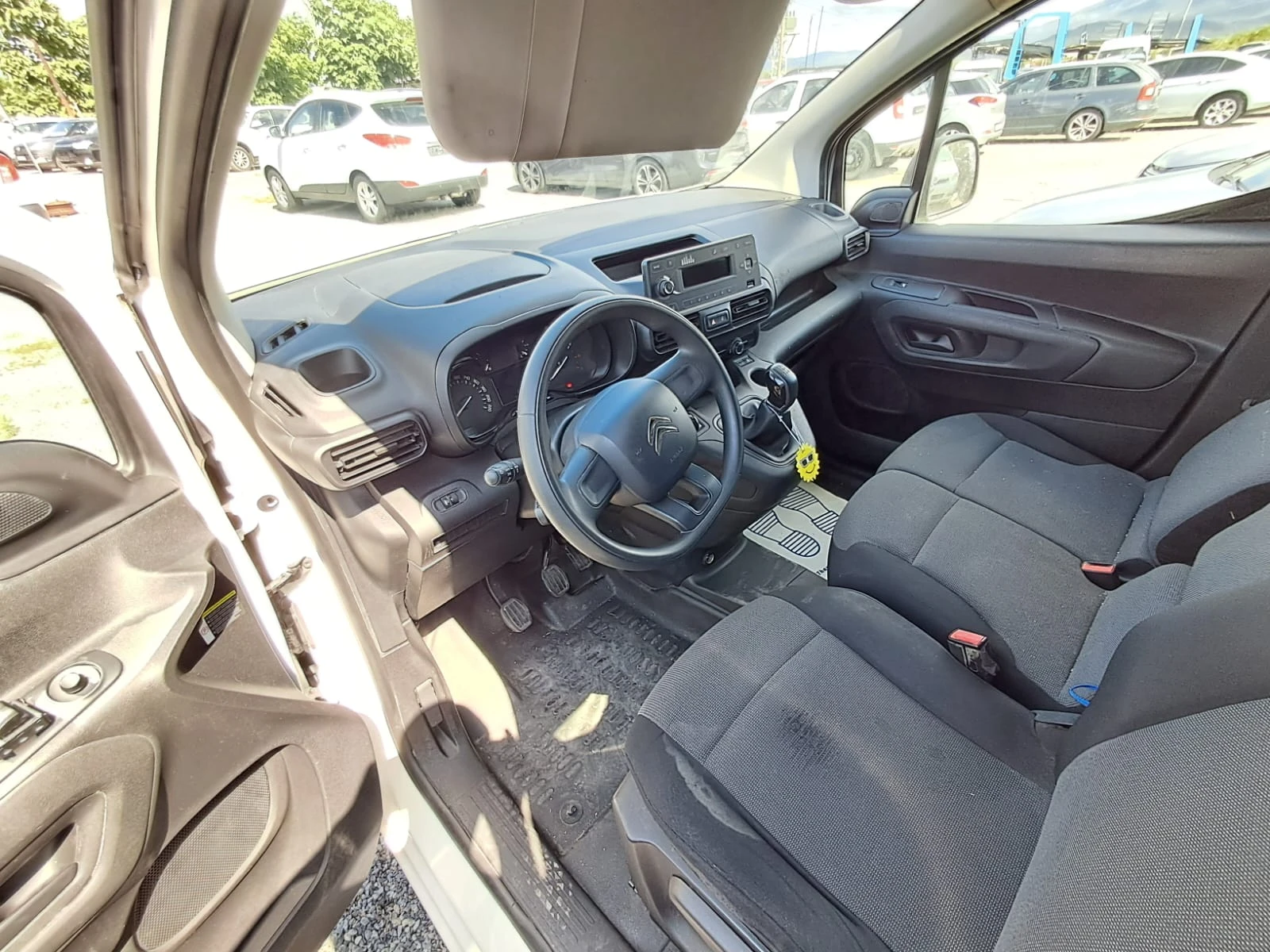 Citroen Berlingo 1.5  / 40 000 км, снимка 5 - Бусове и автобуси - 55412326