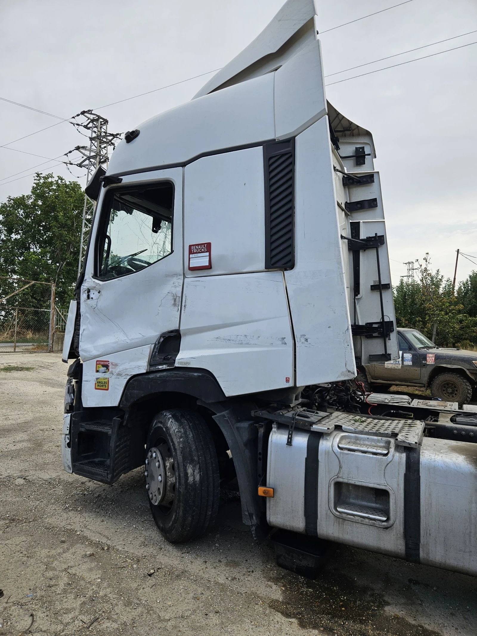 Renault T 460 - изображение 6