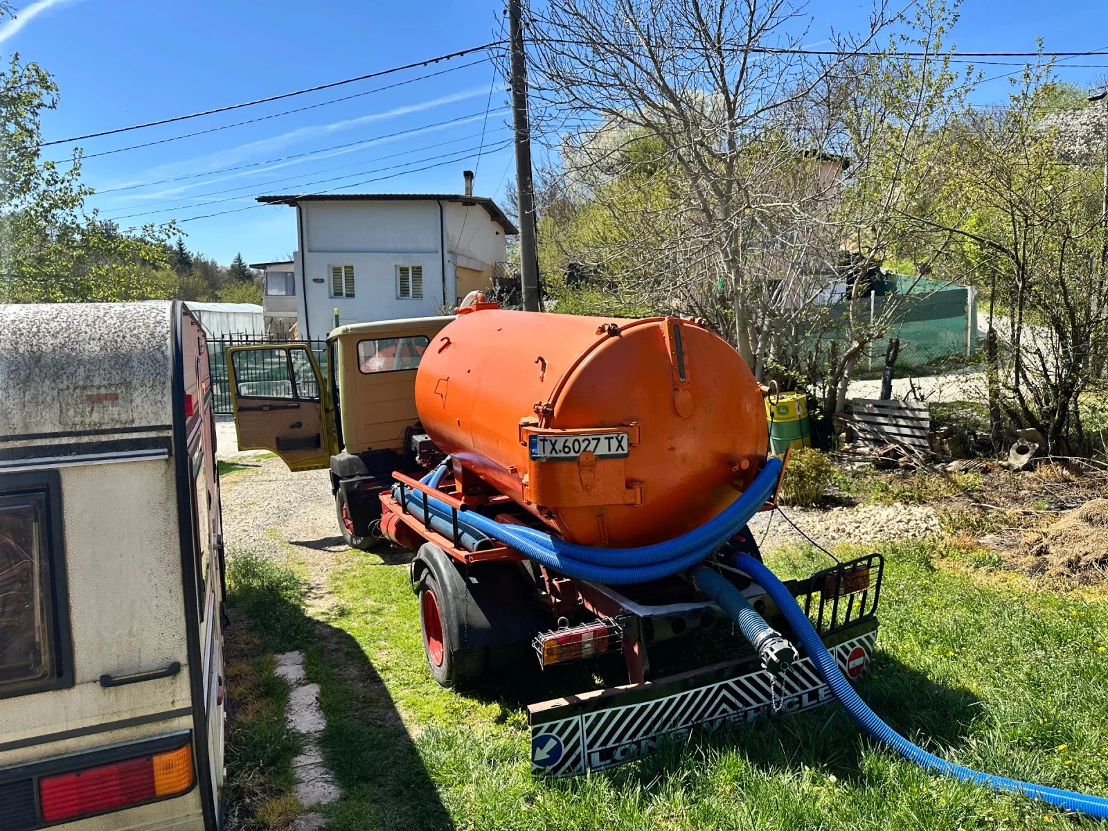 Mercedes-Benz 814 Вакум Цистерна