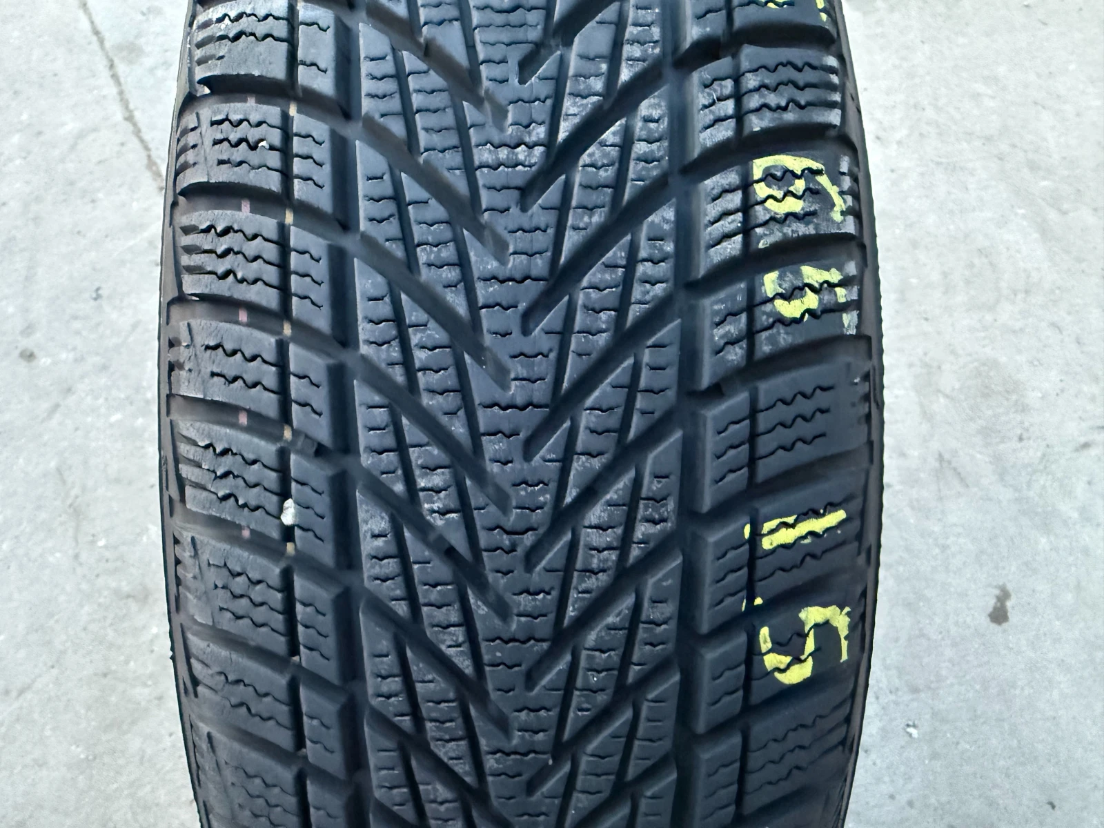 ���� 185/65R15 | Mobile.bg � ����������� 2