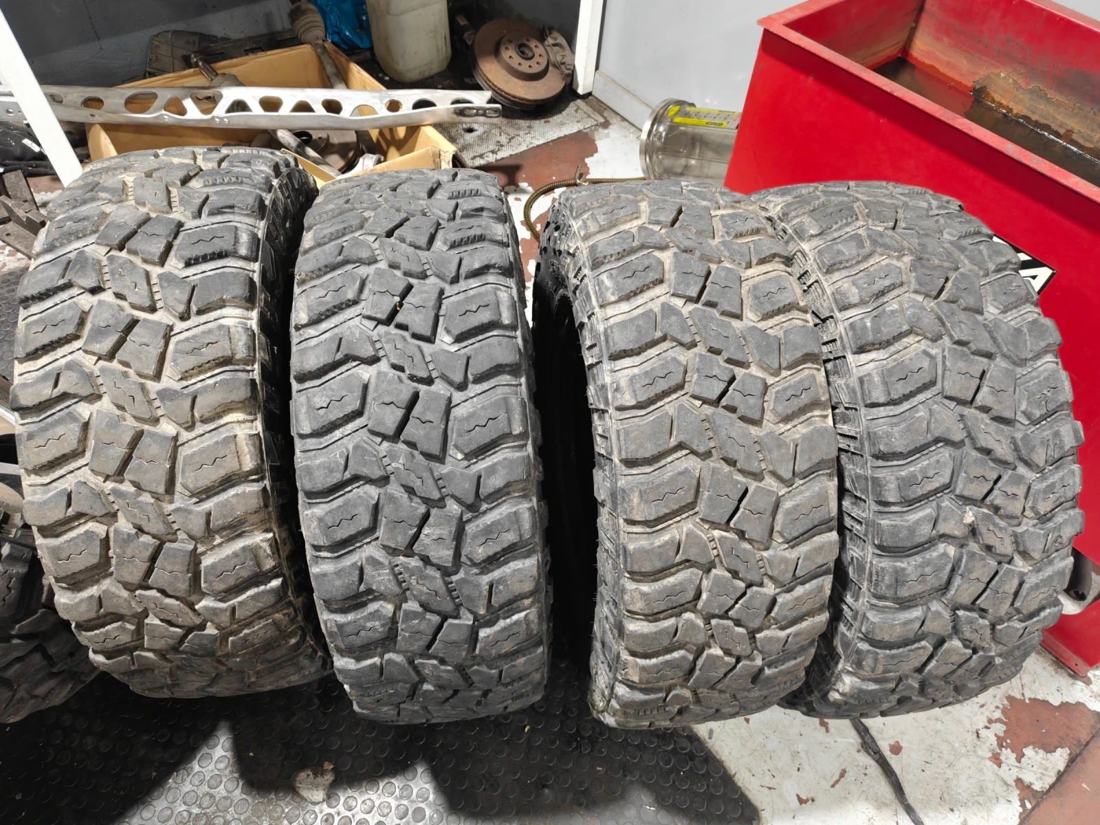 Гуми Всесезонни 265/70R17