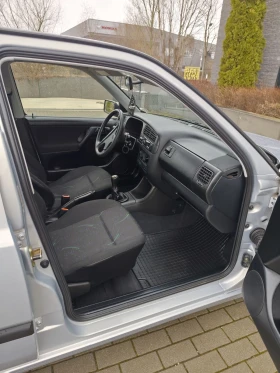 VW Golf 1.6 УНИКАТ 80 Хил км.НОВА , оригинална боя , УНИКА, снимка 13