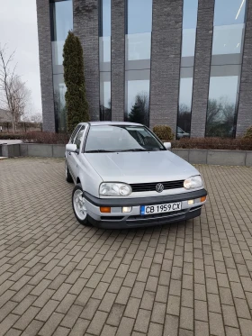 VW Golf 1.6 УНИКАТ 80 Хил км.НОВА , оригинална боя , УНИКА, снимка 6