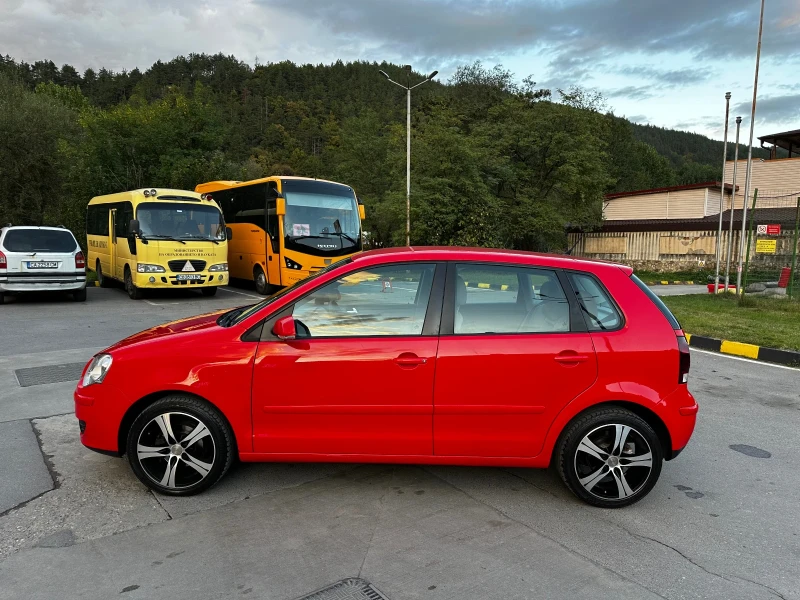 VW Polo 1.6 АВТОМАТ УНИКАТ, снимка 3 - Автомобили и джипове - 47526695