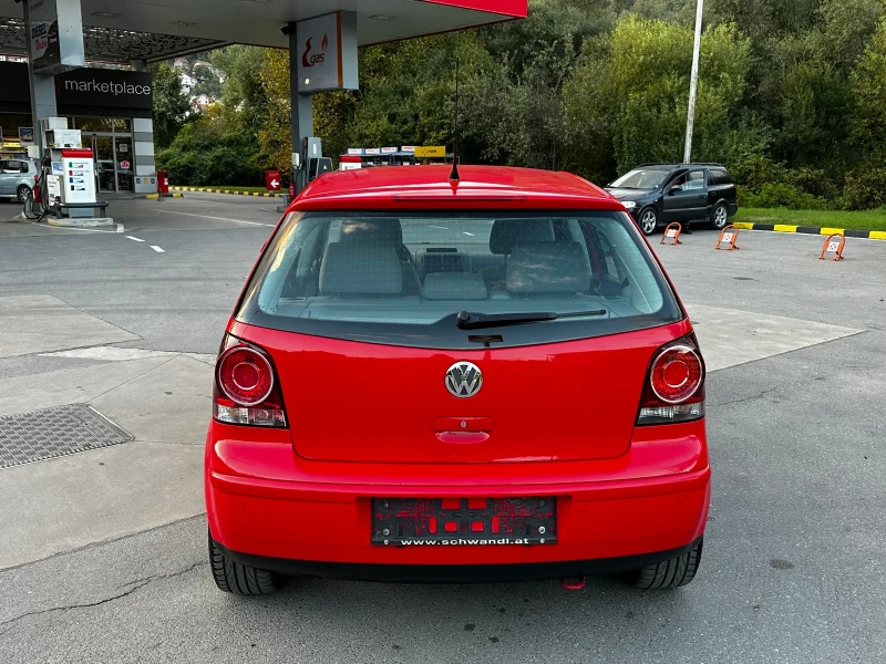 VW Polo 1.6 АВТОМАТ УНИКАТ, снимка 5 - Автомобили и джипове - 47526695