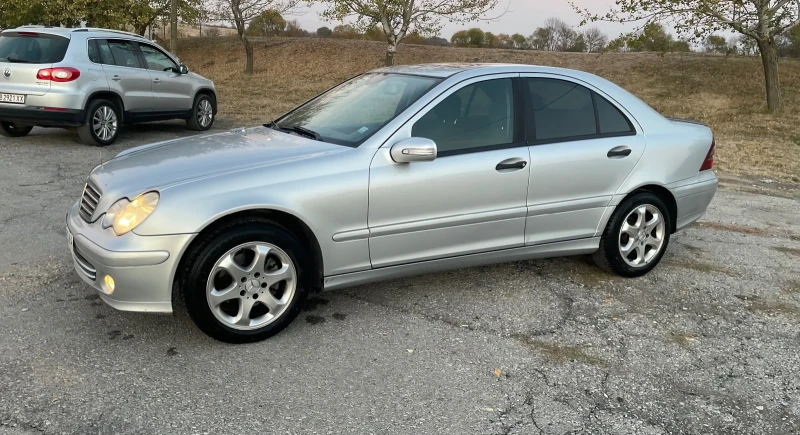 Mercedes-Benz C 200 CDI Facelift, снимка 4 - Автомобили и джипове - 47905813