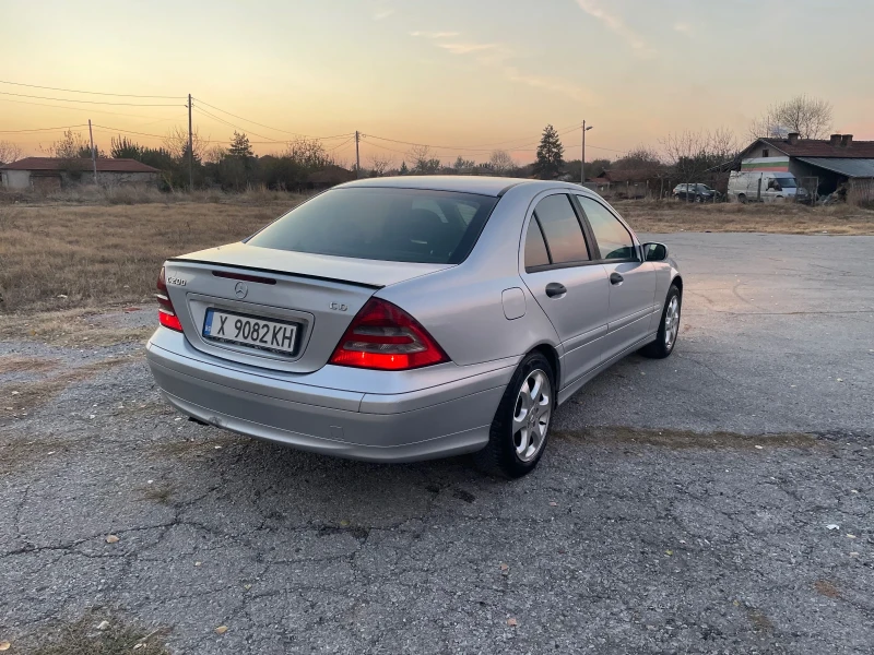 Mercedes-Benz C 200 CDI Facelift, снимка 7 - Автомобили и джипове - 47905813