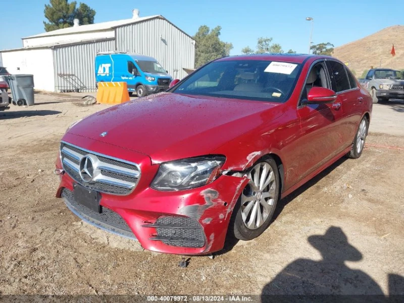 Mercedes-Benz E 300, снимка 1 - Автомобили и джипове - 48569457