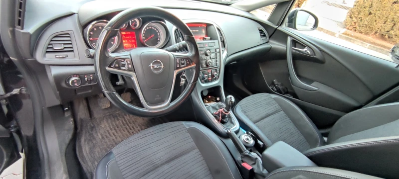 Opel Astra 1.6, снимка 12 - Автомобили и джипове - 49132913