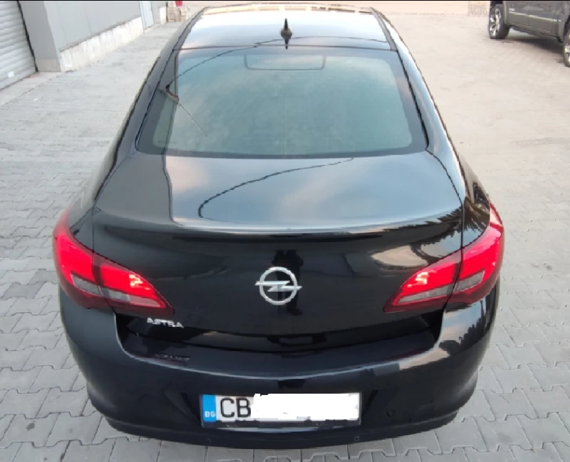 Opel Astra 1.6, снимка 13 - Автомобили и джипове - 49132913