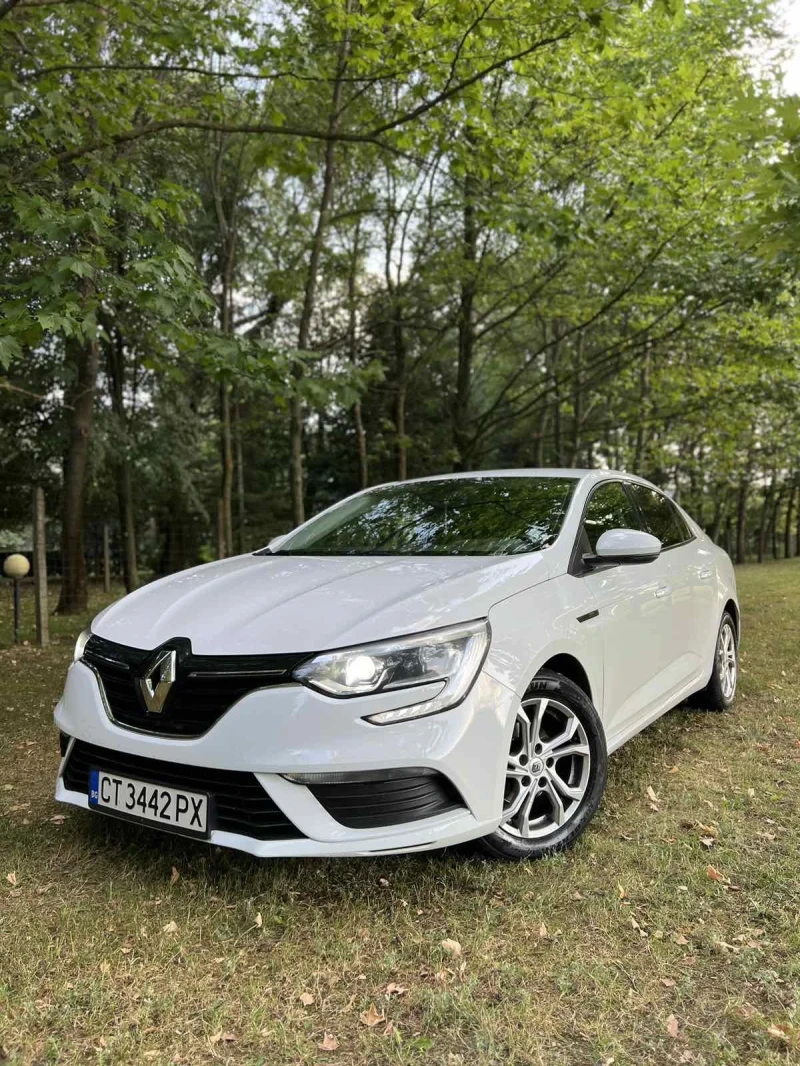 Renault Megane 1.6 i Газ , Нави , снимка 3 - Автомобили и джипове - 49527572