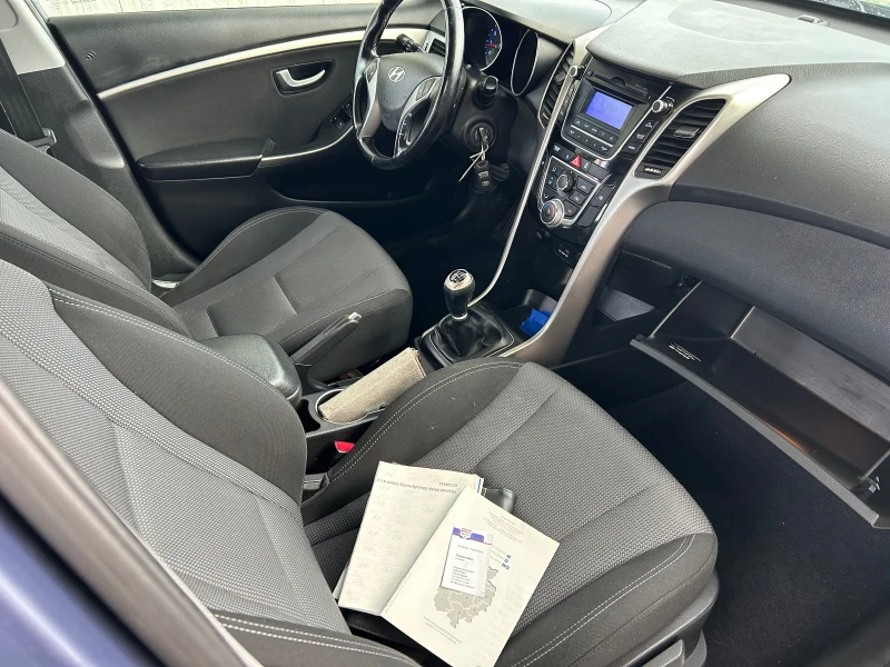 Hyundai I30 1.4-99kc-Бензин, снимка 10 - Автомобили и джипове - 50245259