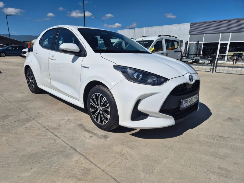 Toyota Yaris LIGHT 1.5 HYBRID A/T, снимка 6 - Автомобили и джипове - 50979487