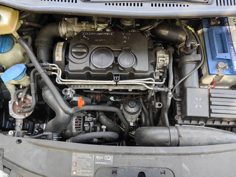 VW Caddy, снимка 12 - Автомобили и джипове - 51889523