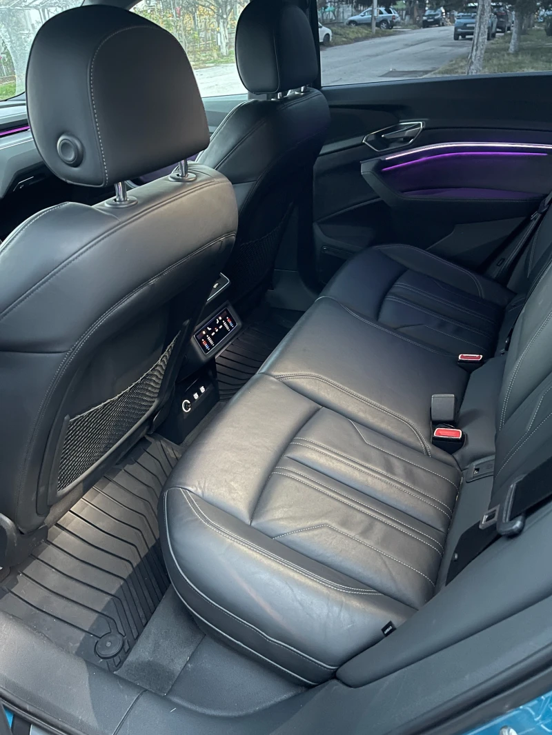 Audi E-Tron 55 Launch Edition/B&0/360/Ambient/Matrix/Dynamic, снимка 14 - Автомобили и джипове - 52505536