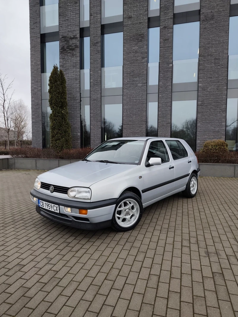 VW Golf 1.6 УНИКАТ 80 Хил км.НОВА , оригинална боя , УНИКА