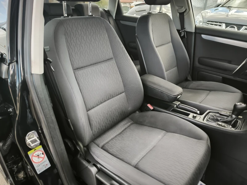 Audi A4 2.0TDi, снимка 8 - Автомобили и джипове - 53394393