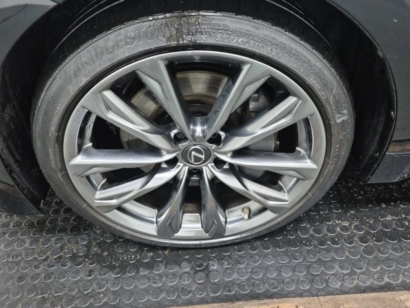 Lexus IS 300  CARFAX, снимка 17 - Автомобили и джипове - 53458603