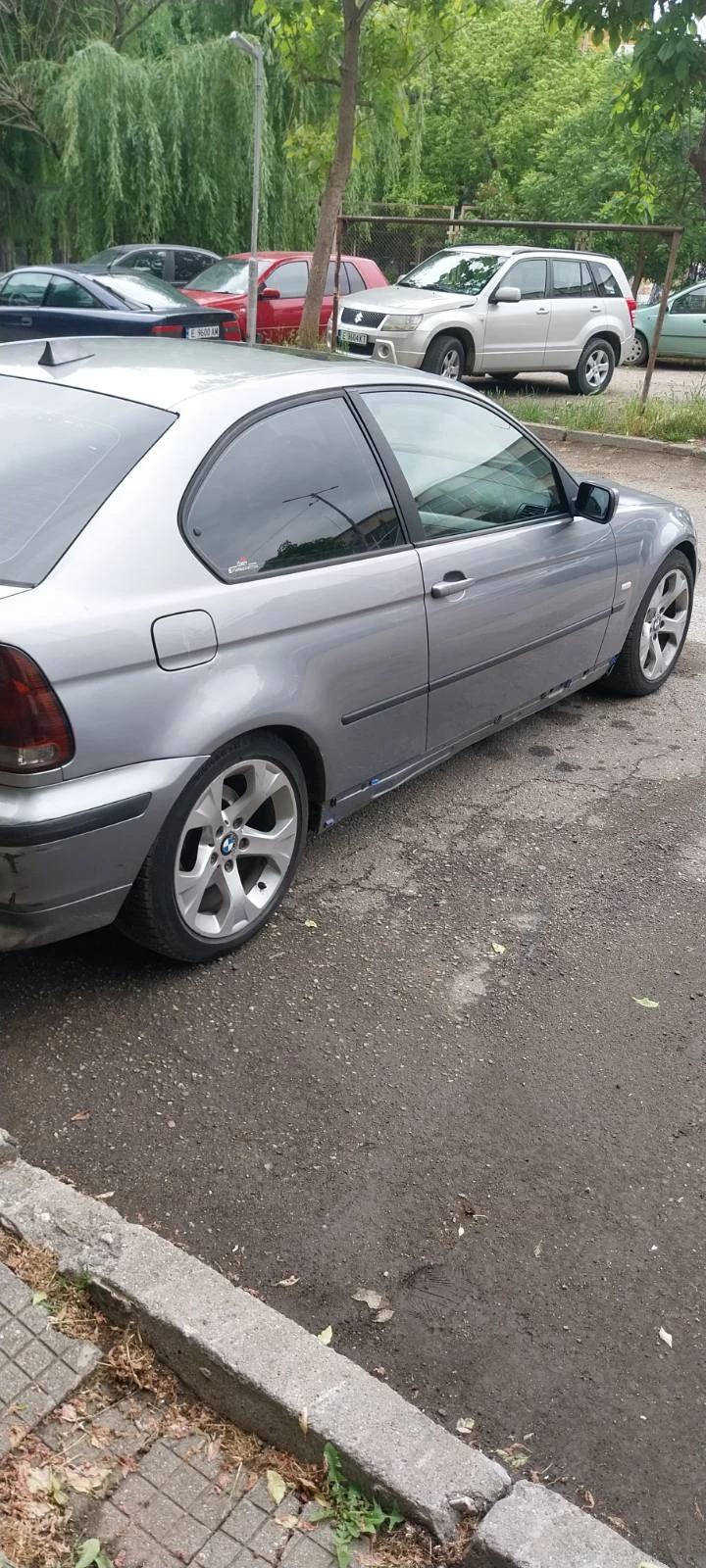 BMW 320 Компакт, снимка 3 - Автомобили и джипове - 54581918