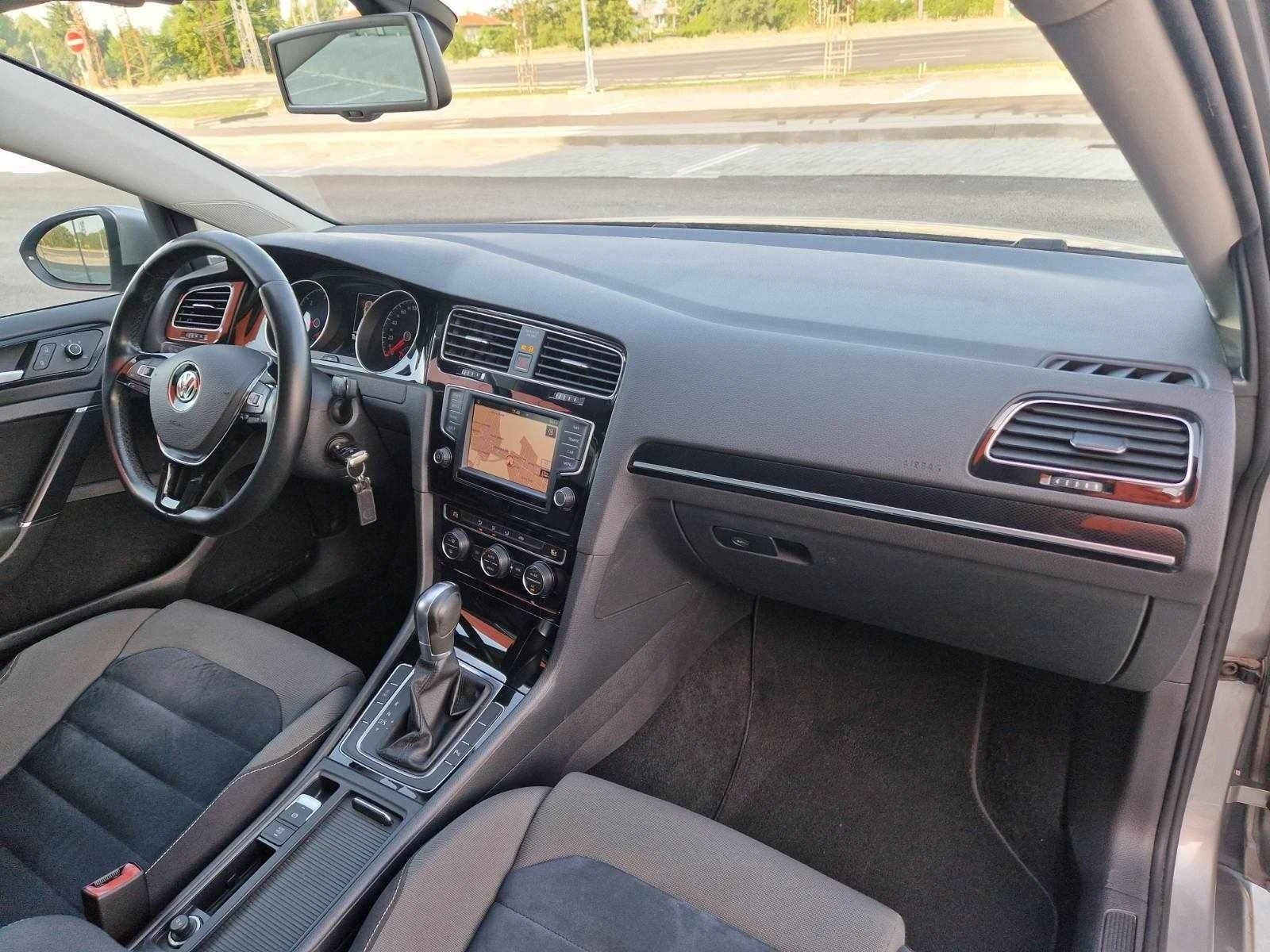 VW Golf GOLF 7 1.6 TDI EURO 6B - изображение 10