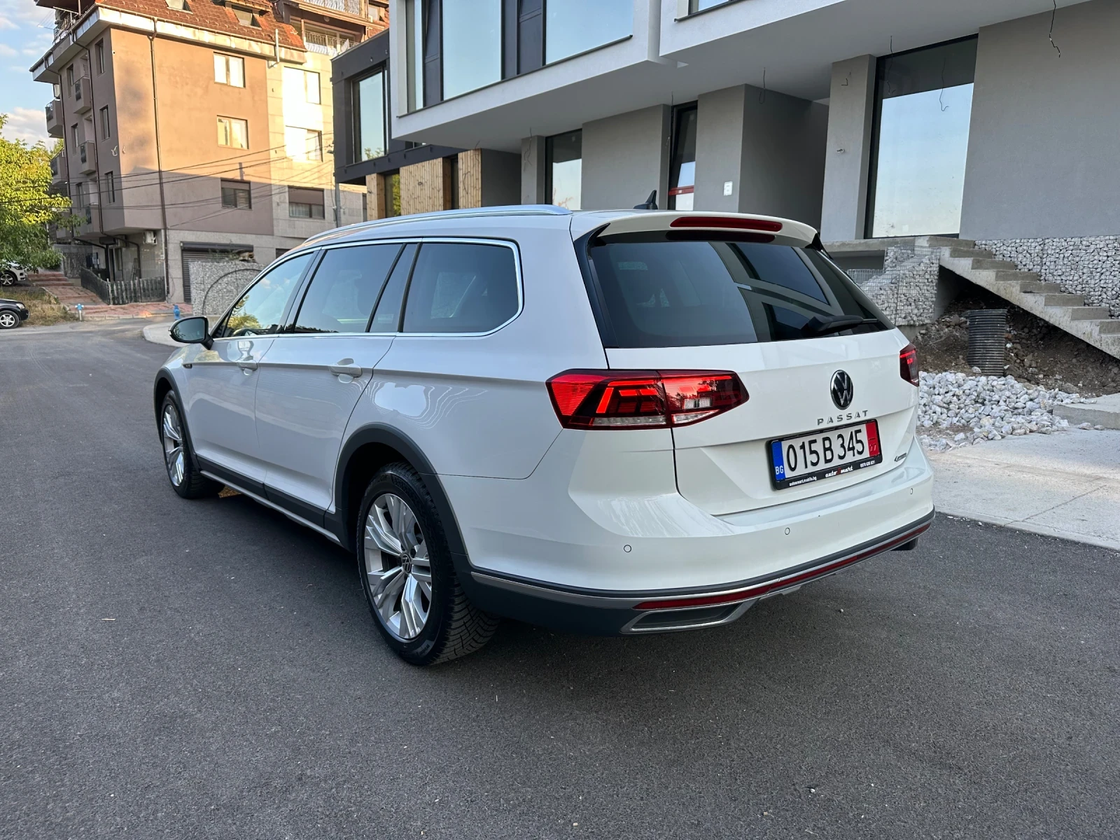 VW Passat 2.0TDI_4x4_Alltrack - изображение 5