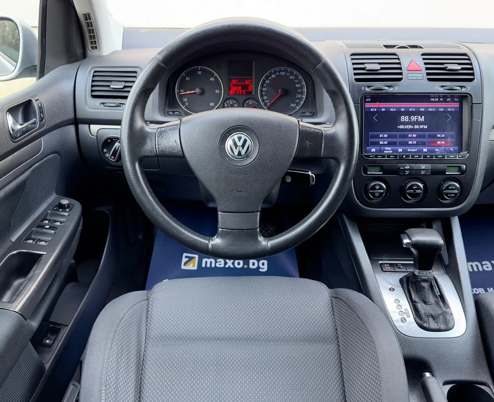 VW Golf 1.9TDi * DSG* NAVI*  - изображение 10