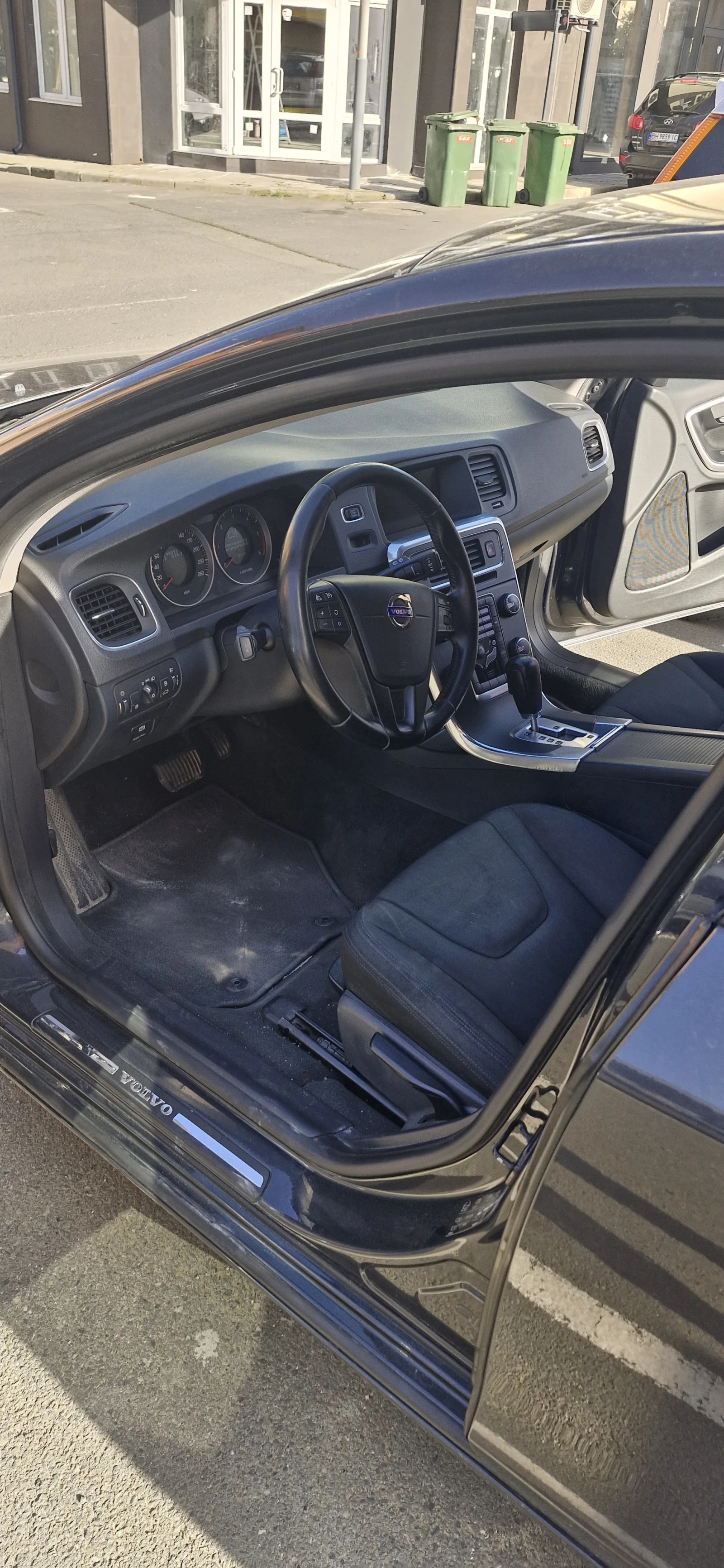 Volvo V60 2.0 163ps D3 - изображение 9