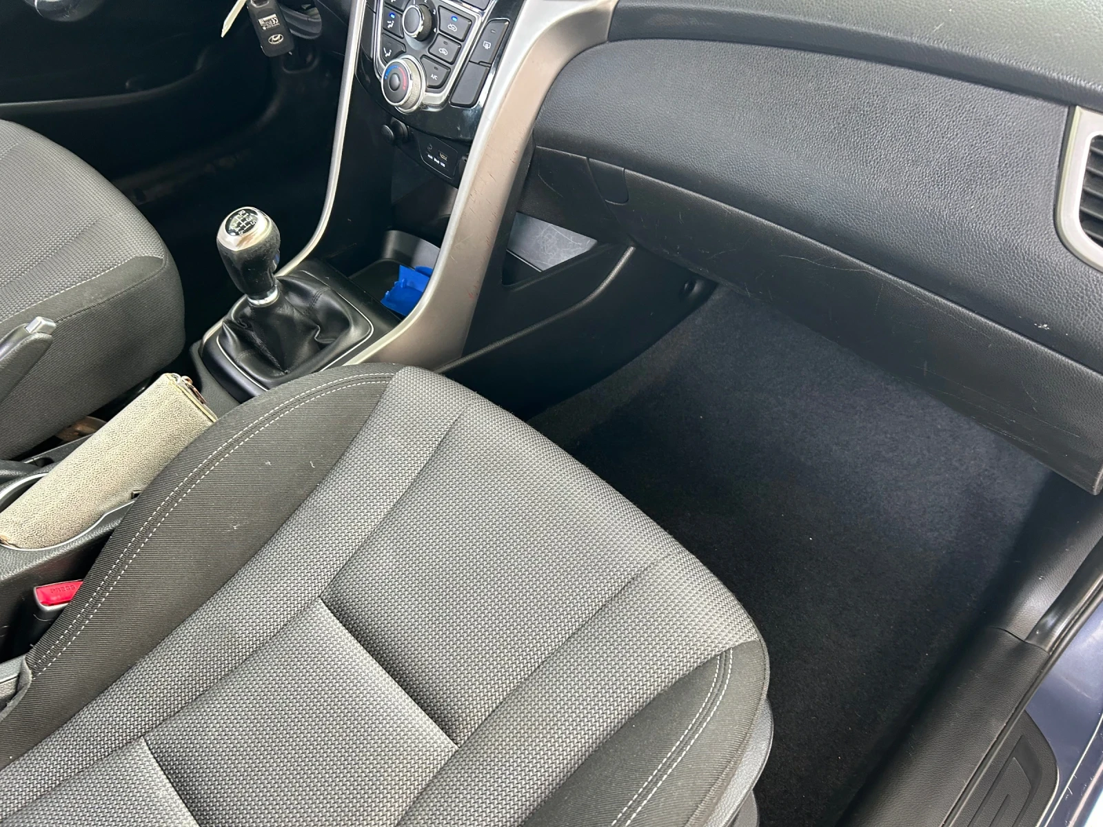 Hyundai I30 1.4-99kc-Бензин | Mobile.bg — изображение 16