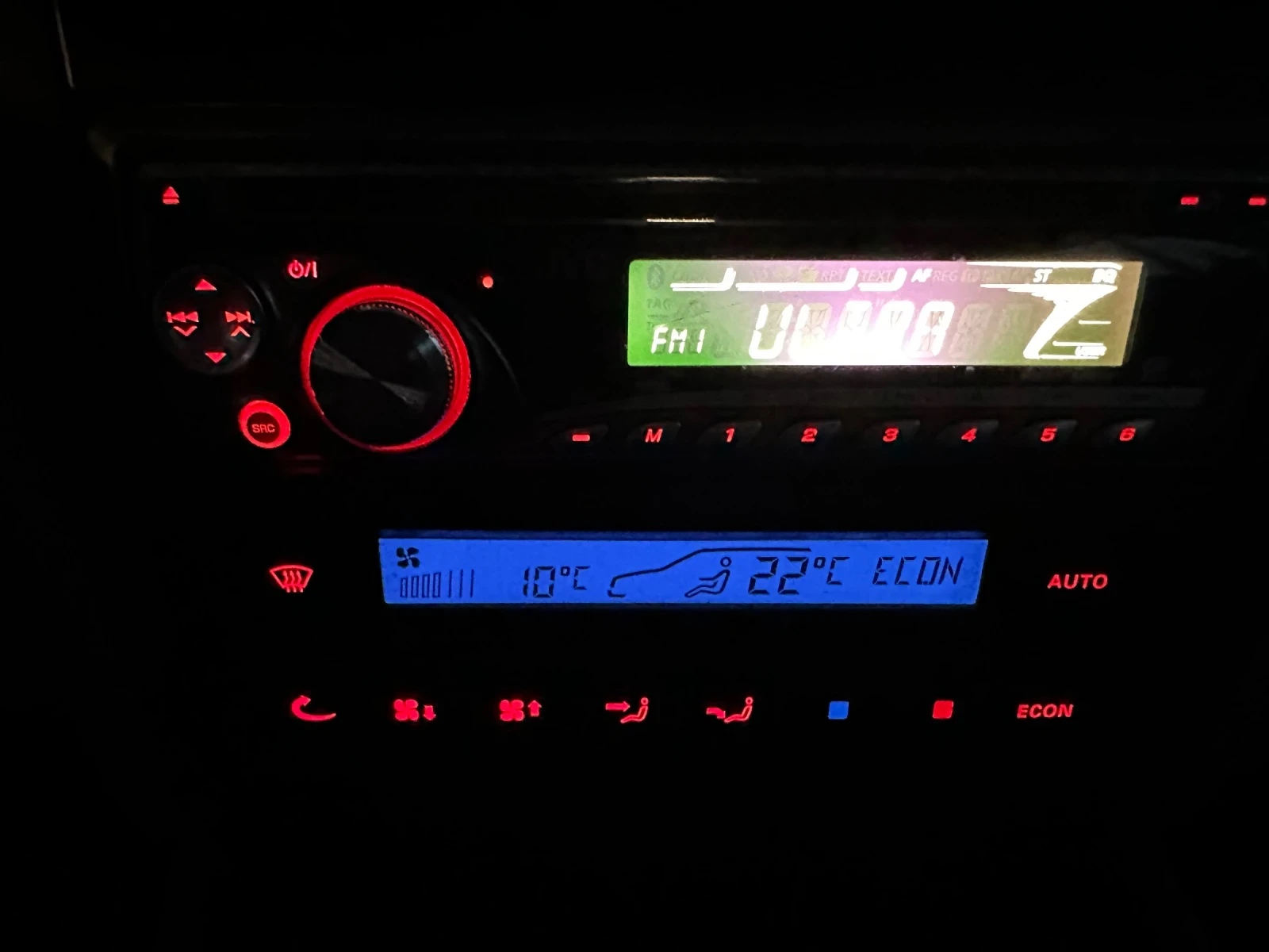 VW Golf 4 MOTION* KLIMATRONIK* 4х4 - изображение 10