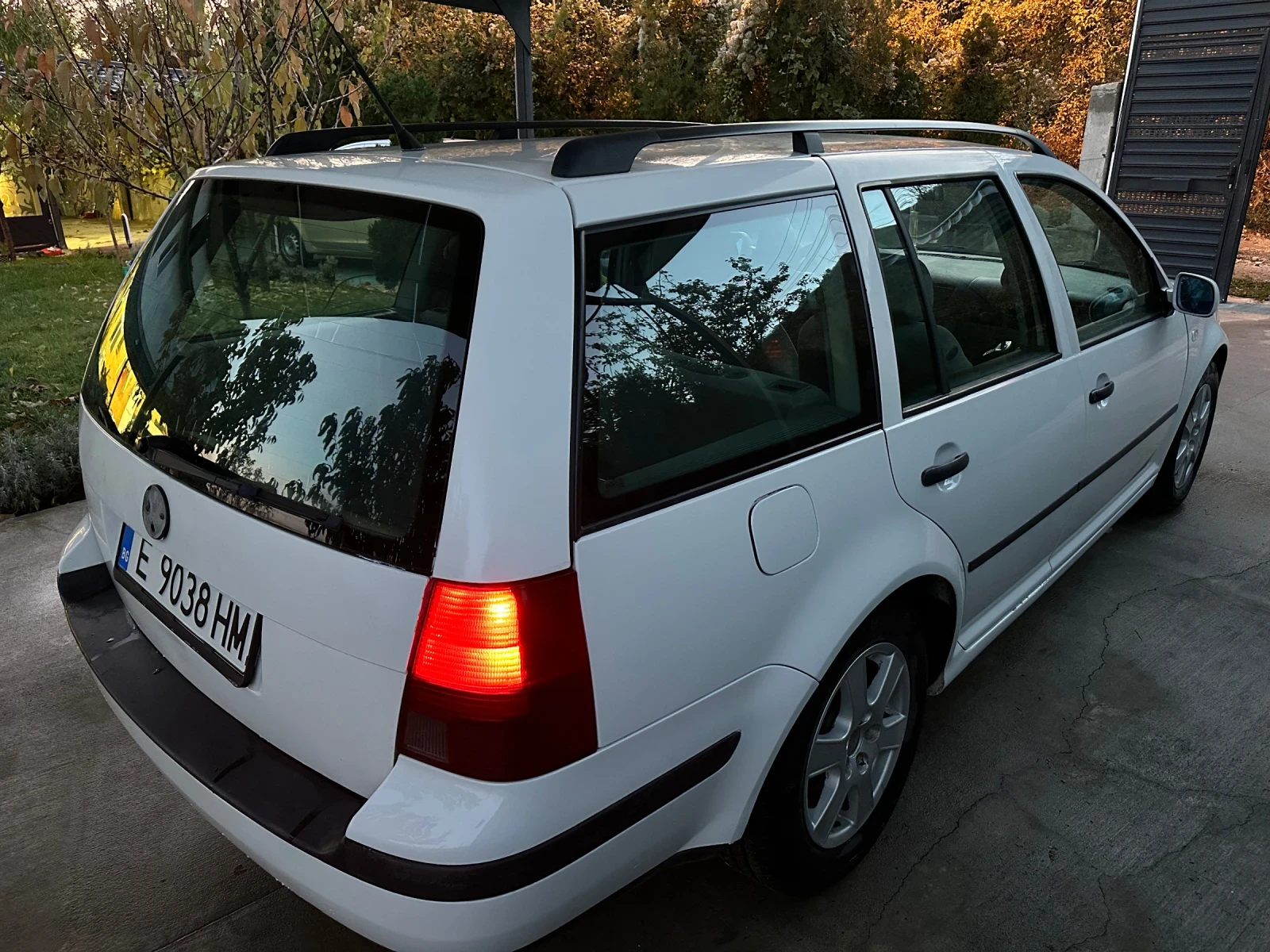 VW Golf 4 MOTION* KLIMATRONIK* 4х4 - изображение 5