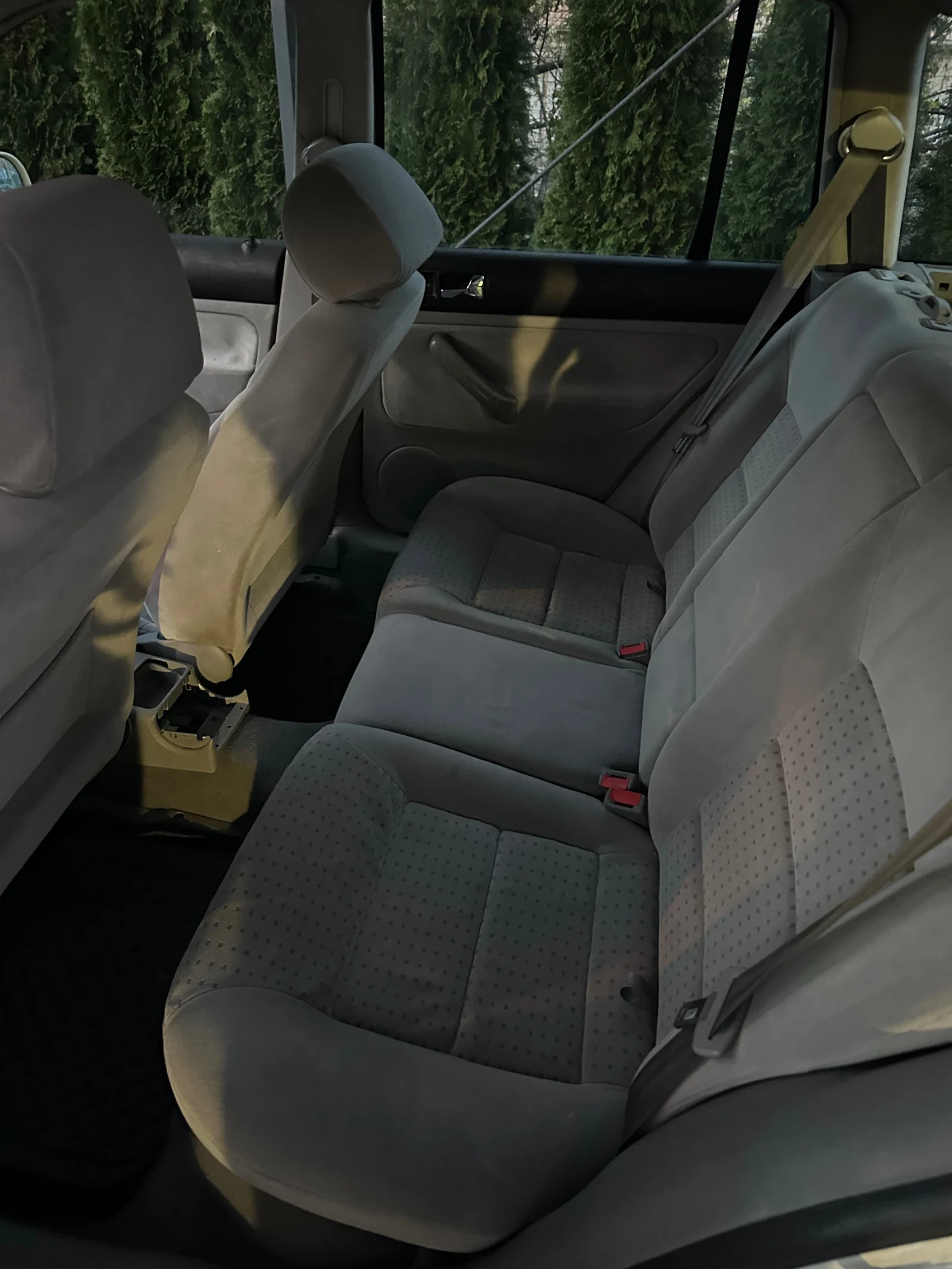 VW Golf 4 MOTION* KLIMATRONIK* 4х4 - изображение 8