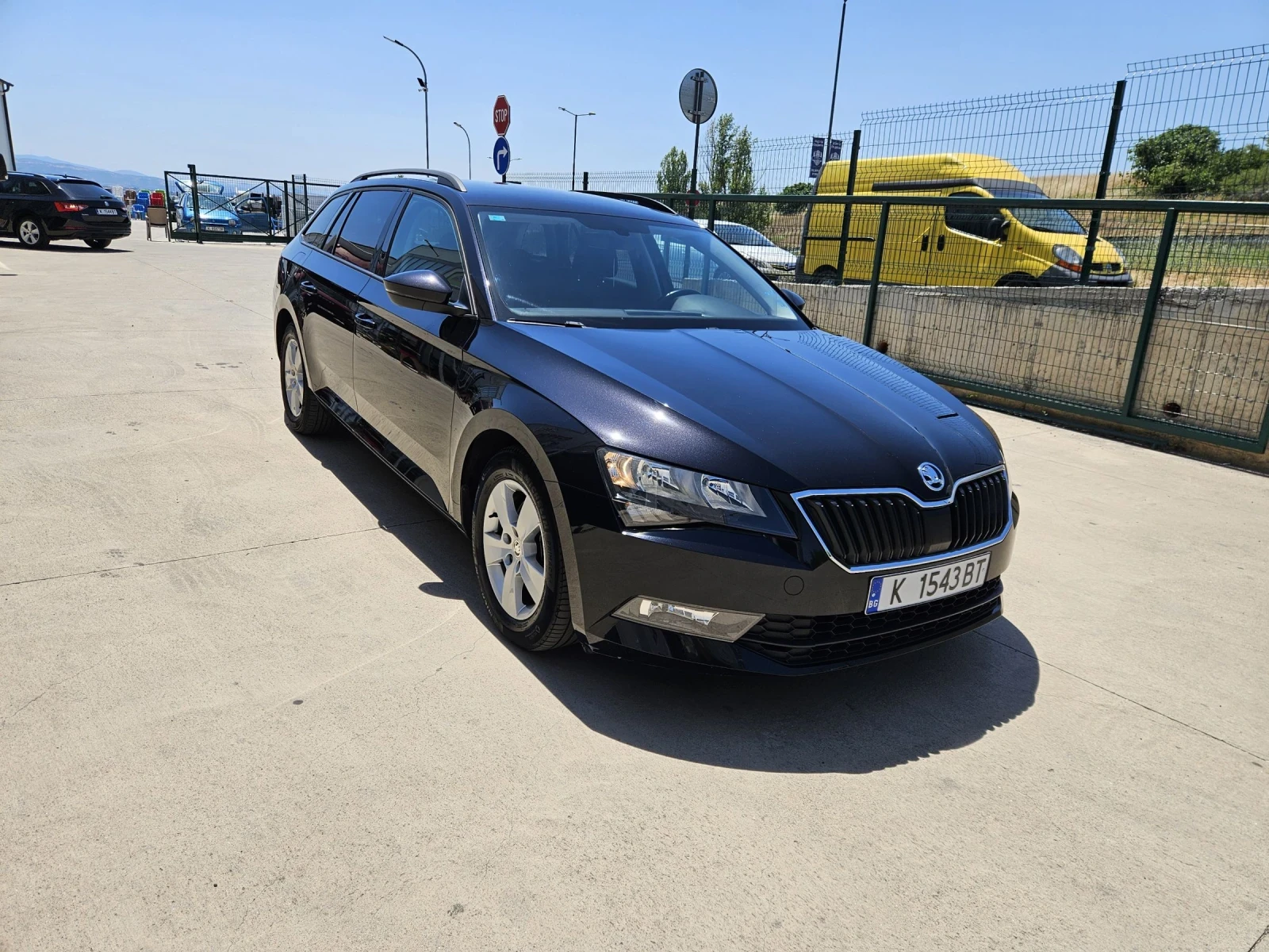 Skoda Superb  - изображение 2
