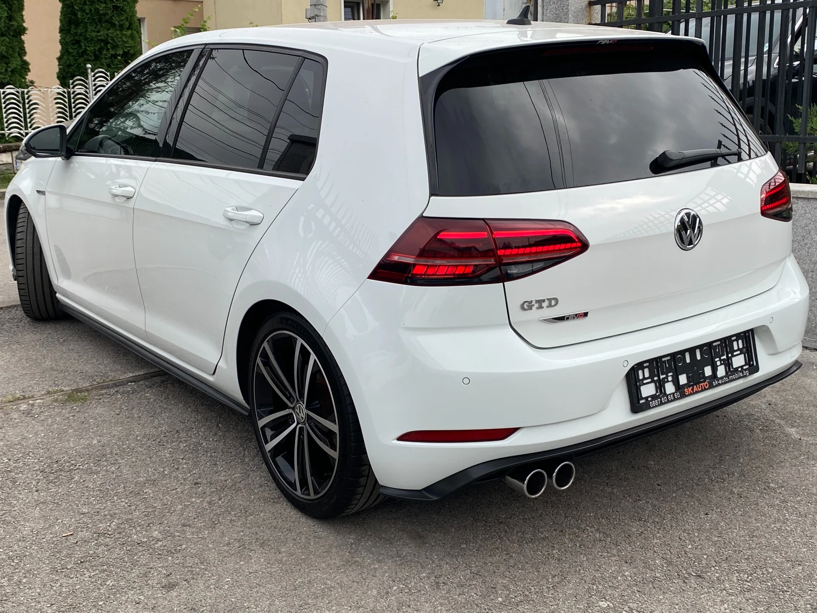 VW Golf 2.0GTD-7.5-FACELIFТ-NAVI-LED-DIST-PDC-КОЖА-6ск-184 - изображение 4