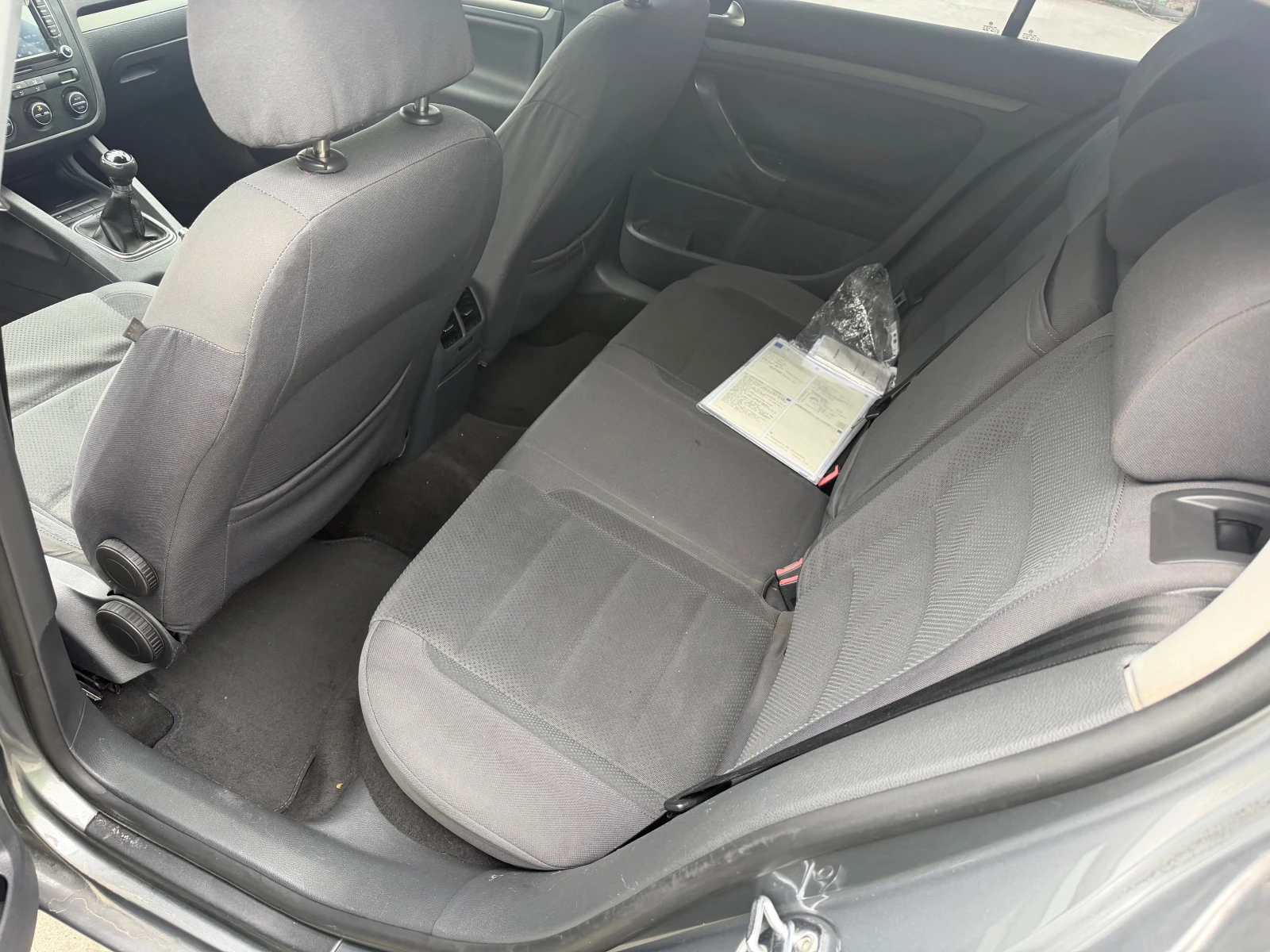 VW Golf 1.9tdi 6скорости, снимка 10 - Автомобили и джипове - 51446031